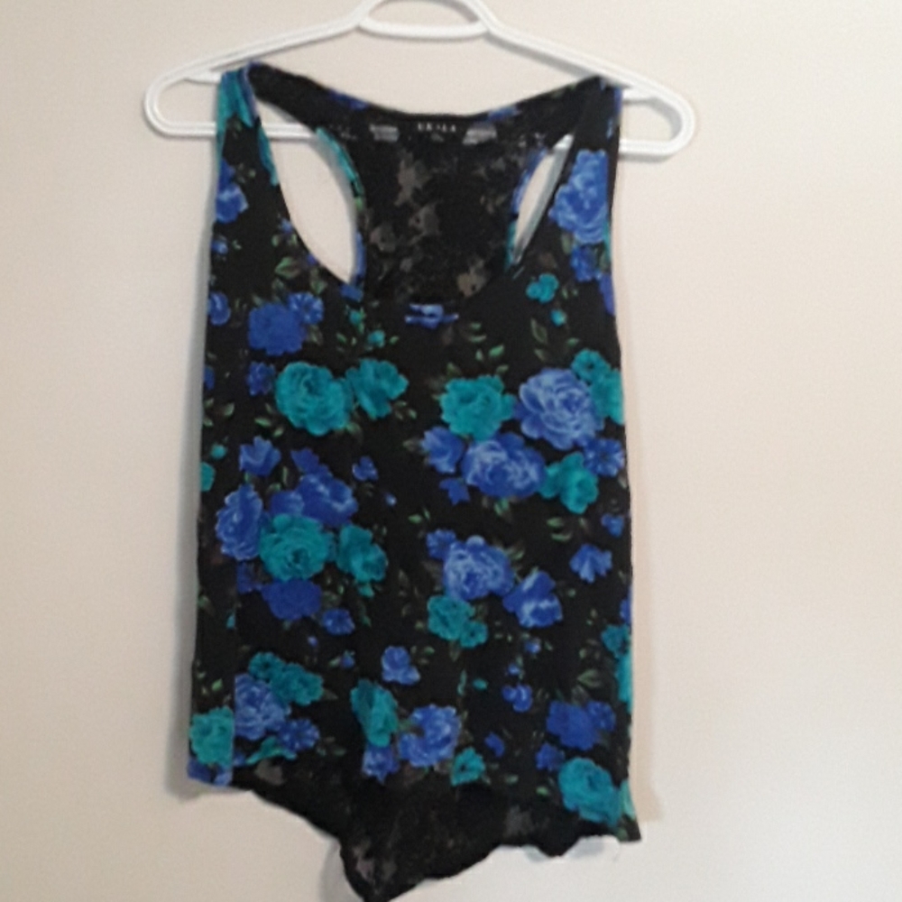 Floral tank top